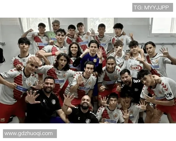 2025年足球新星崛起:年轻球员引领全球赛场风潮 2025年足球新星崛起:年轻球员引领全球赛场风潮