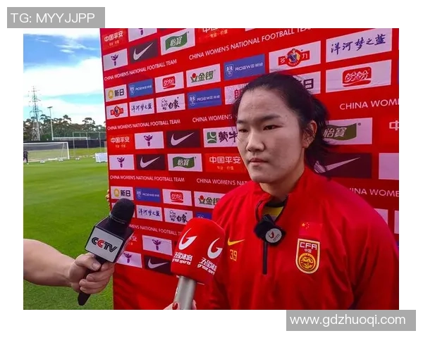 中国女足球星李明娥展现坚韧风采成为球场新亮点带领球队勇闯世界杯