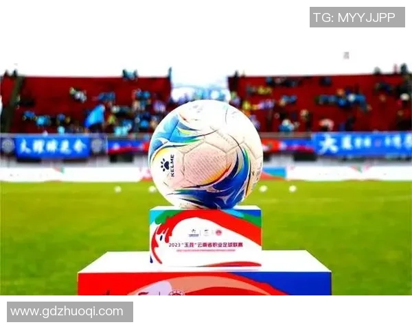 中国足球四大球星崛起之路与国际赛场的辉煌成就探析