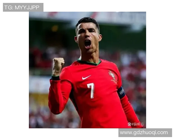 全球十大足球球星排名及成就对比分析高清条形图展示