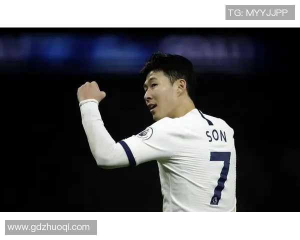 足球场上的传奇之星 穿7号球衣的巨星们与他们的辉煌历程